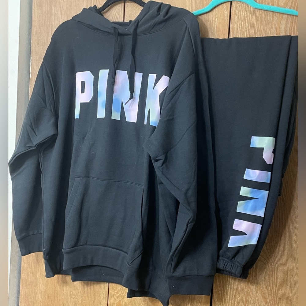 Brand new pink set